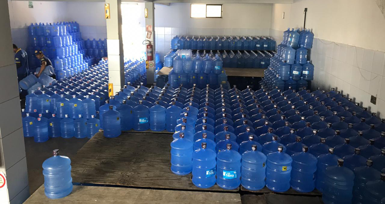 Armazenamento de água mineral
